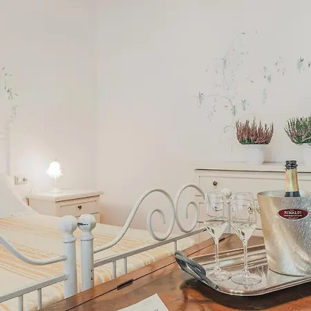Villa Pongina With Private Pool Montevarchi