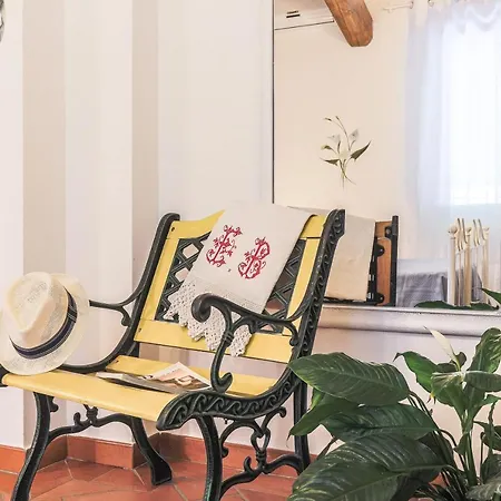 Villa Pongina With Private Pool