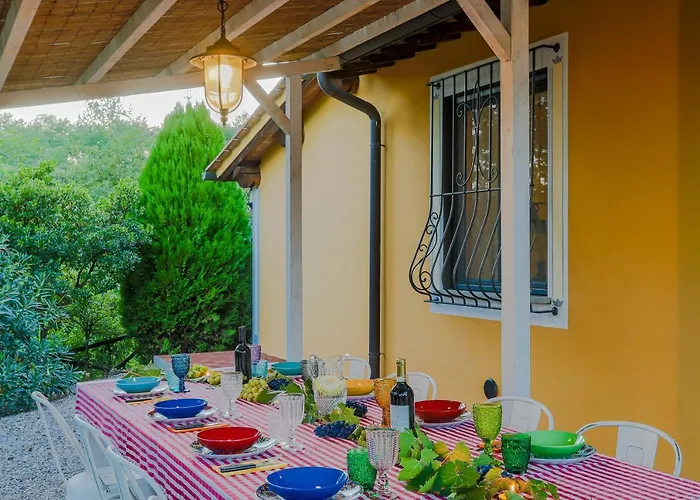 Villa Pongina With Private Pool